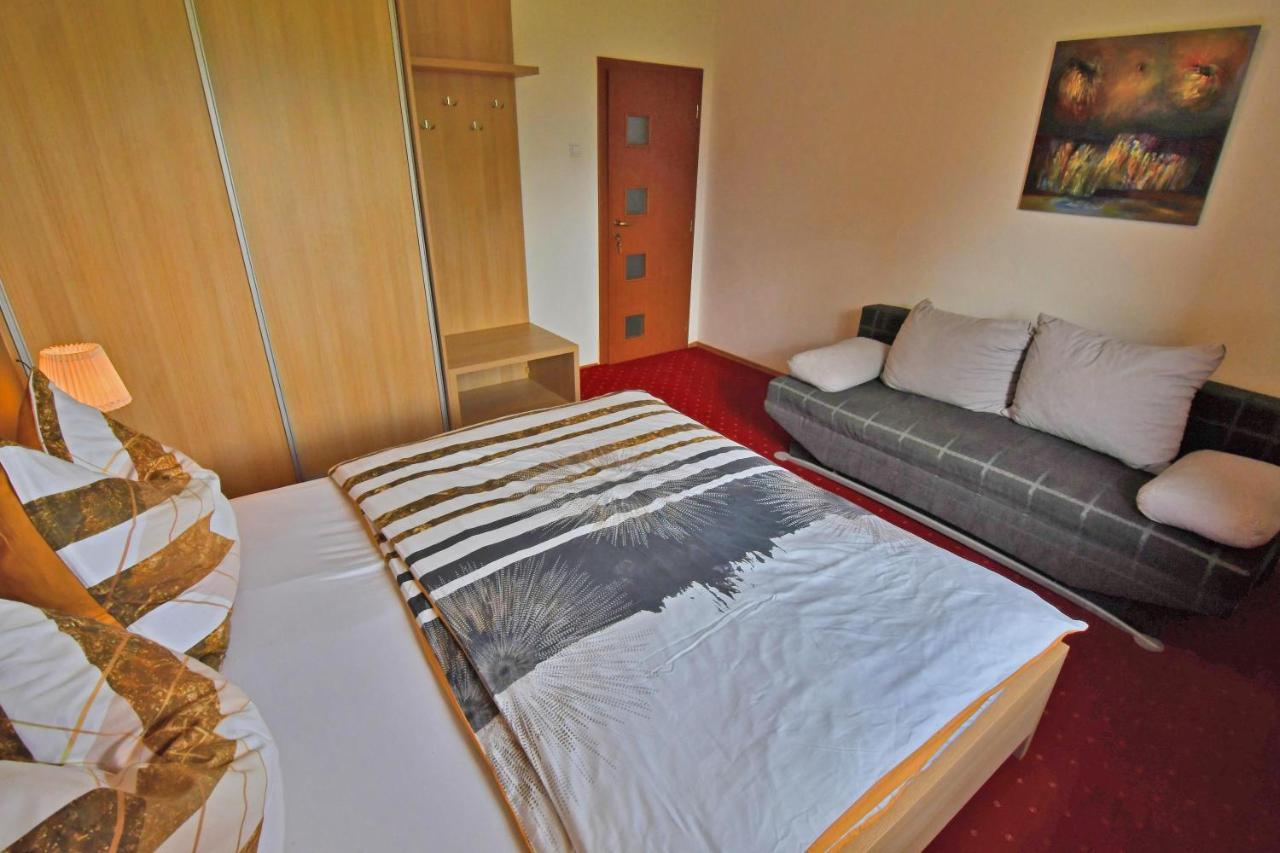 Vip Apartmany Besenova Exterior photo