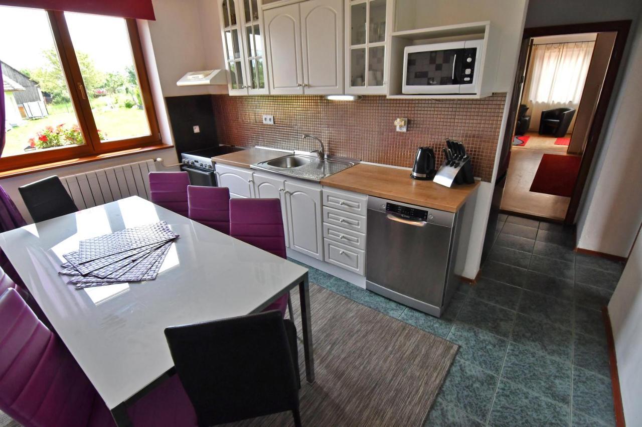 Vip Apartmany Besenova Exterior photo